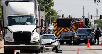 Vehículo gris donde se encontraba